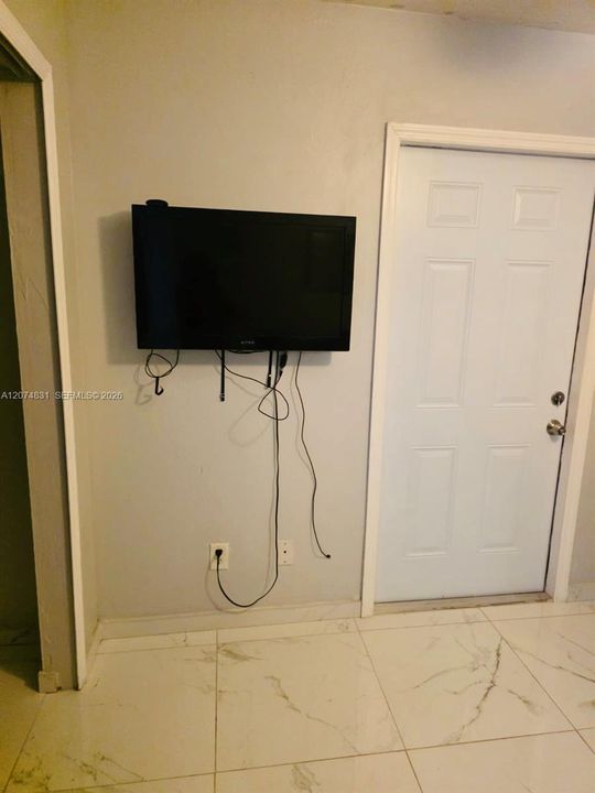 For Rent: $1,175 (1 beds, 1 baths, 0 Square Feet)