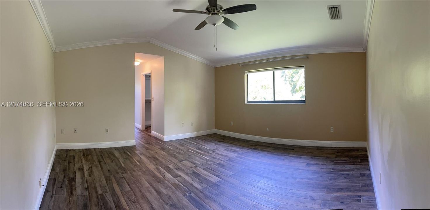 For Sale: $3,200,000 (6 beds, 4 baths, 4052 Square Feet)