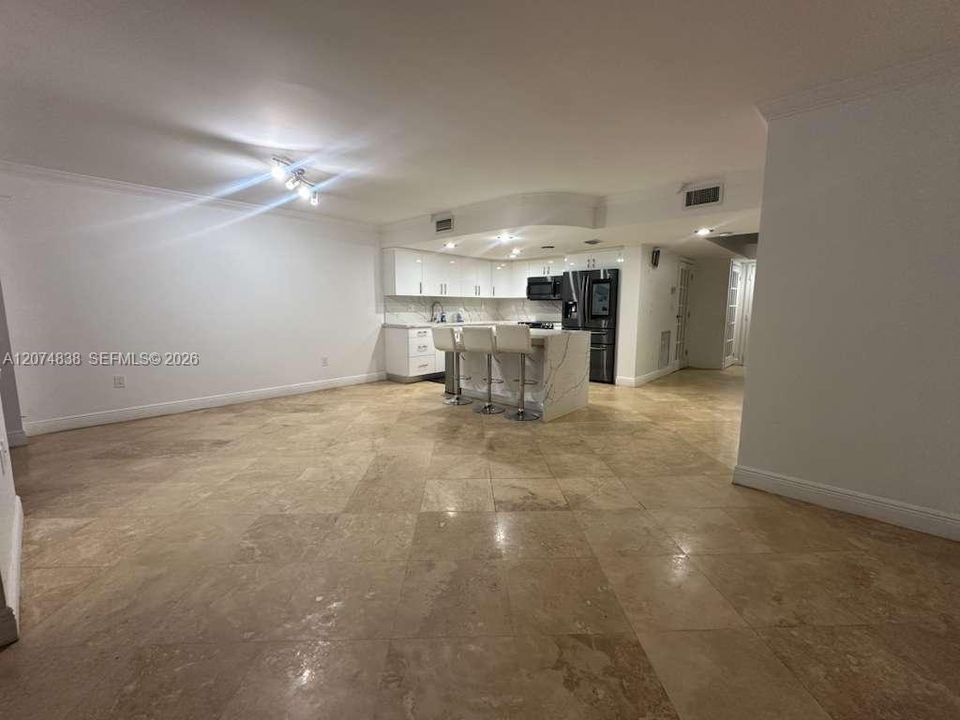 For Rent: $2,900 (3 beds, 2 baths, 1440 Square Feet)