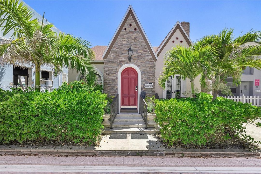 En Venta: $1,800,000 (3 camas, 2 baños, 1982 Pies cuadrados)
