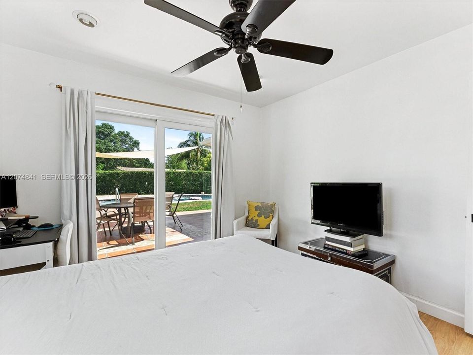 For Sale: $615,000 (3 beds, 2 baths, 1604 Square Feet)