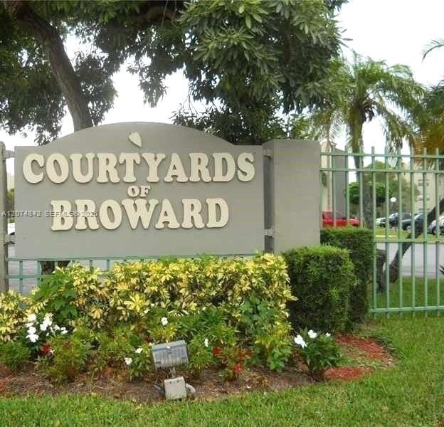 For Sale: $109,500 (1 beds, 1 baths, 830 Square Feet)