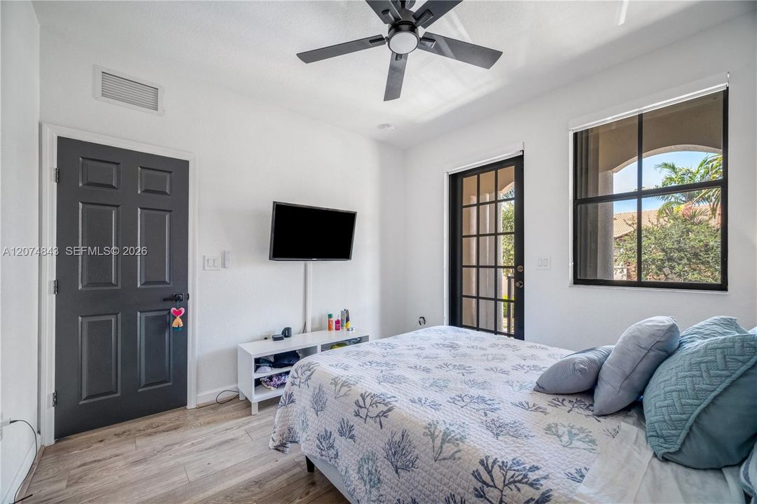 For Sale: $639,900 (3 beds, 2 baths, 1838 Square Feet)