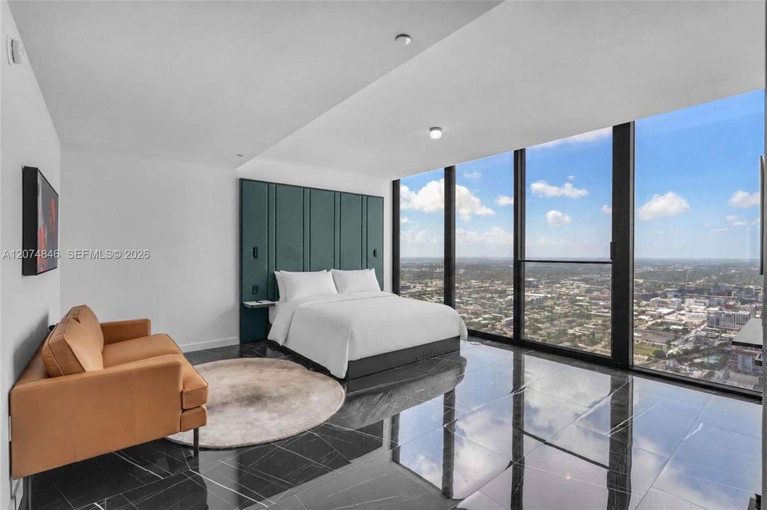 En Venta: $7,300,000 (2 camas, 2 baños, 1977 Pies cuadrados)