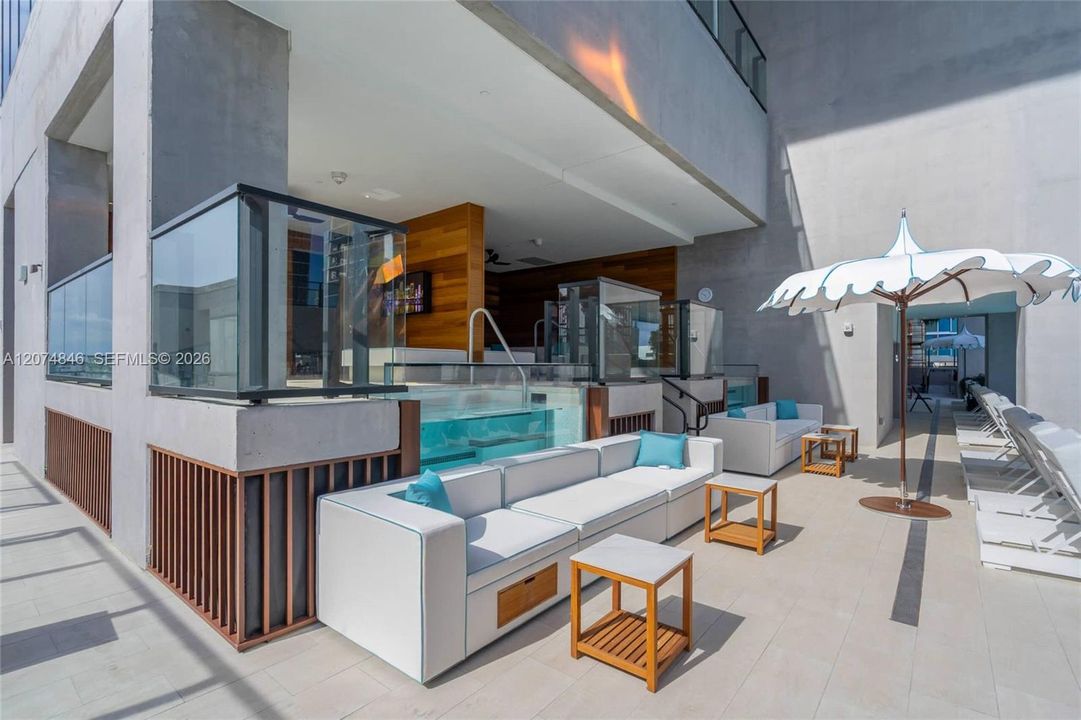 En Venta: $7,300,000 (2 camas, 2 baños, 1977 Pies cuadrados)