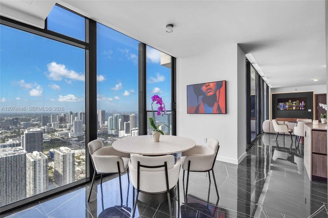 En Venta: $7,300,000 (2 camas, 2 baños, 1977 Pies cuadrados)