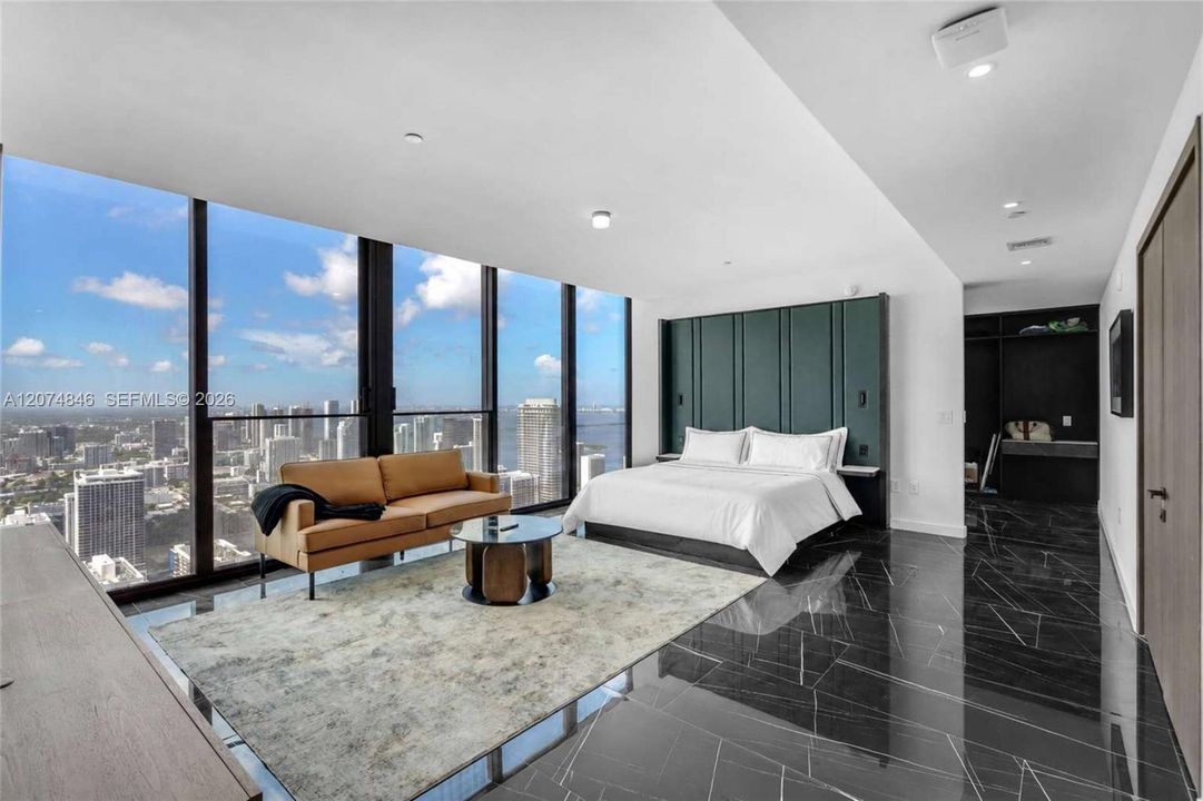 En Venta: $7,300,000 (2 camas, 2 baños, 1977 Pies cuadrados)