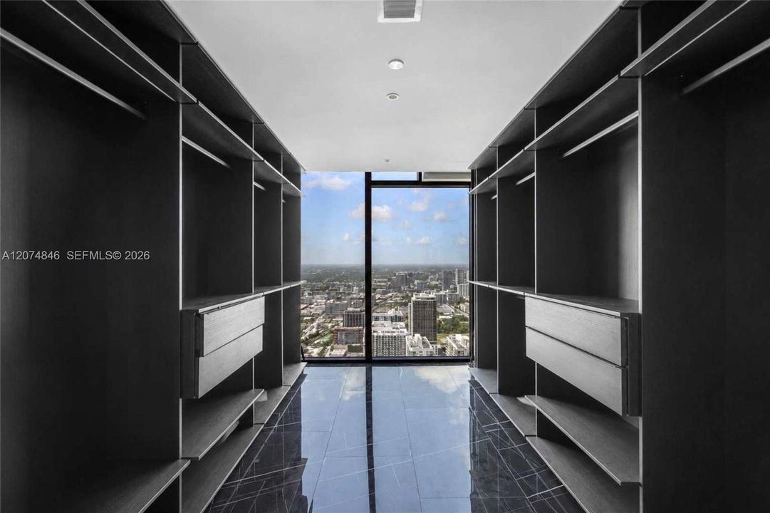 En Venta: $7,300,000 (2 camas, 2 baños, 1977 Pies cuadrados)
