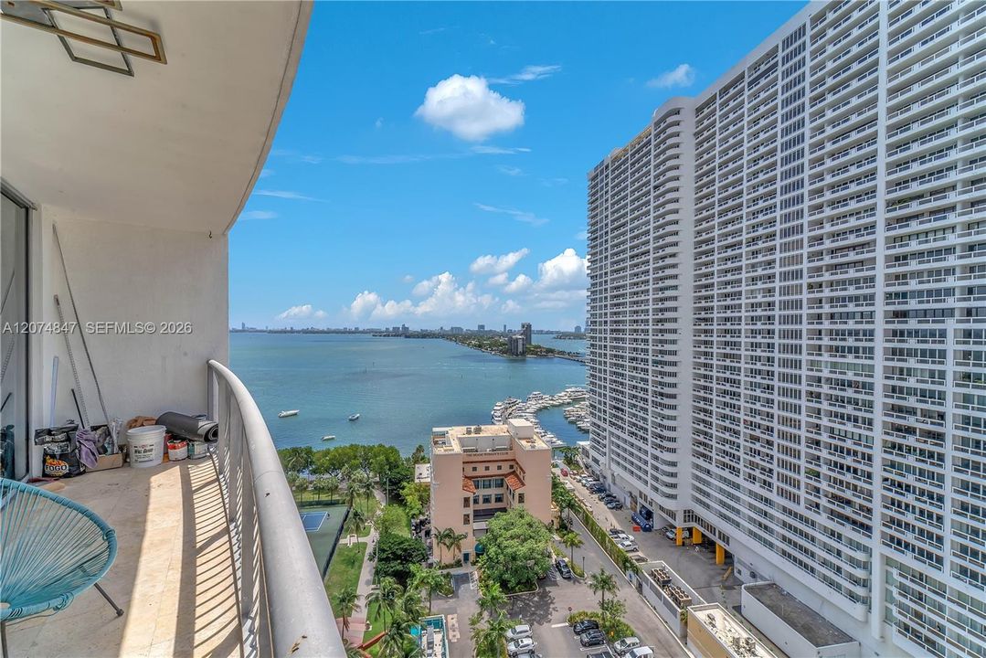 For Rent: $3,500 (1 beds, 1 baths, 791 Square Feet)