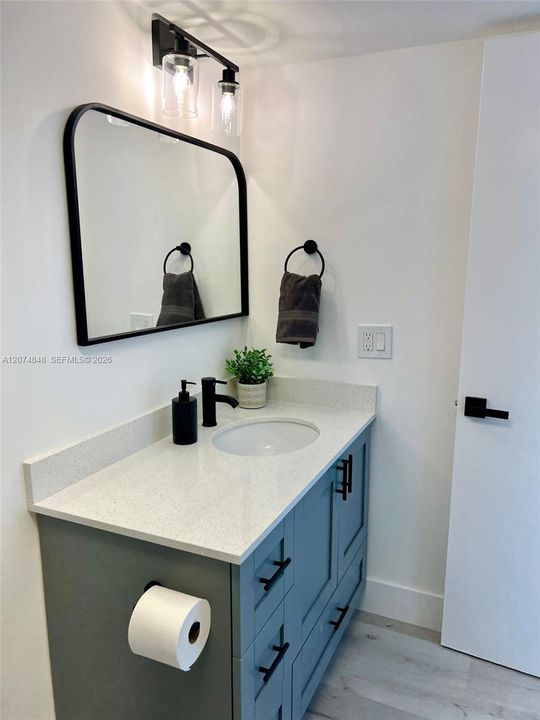 For Rent: $2,600 (2 beds, 2 baths, 1092 Square Feet)