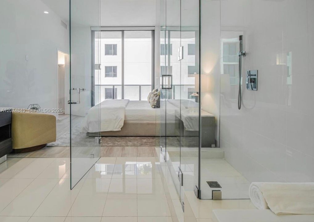 For Rent: $7,800 (3 beds, 3 baths, 1470 Square Feet)