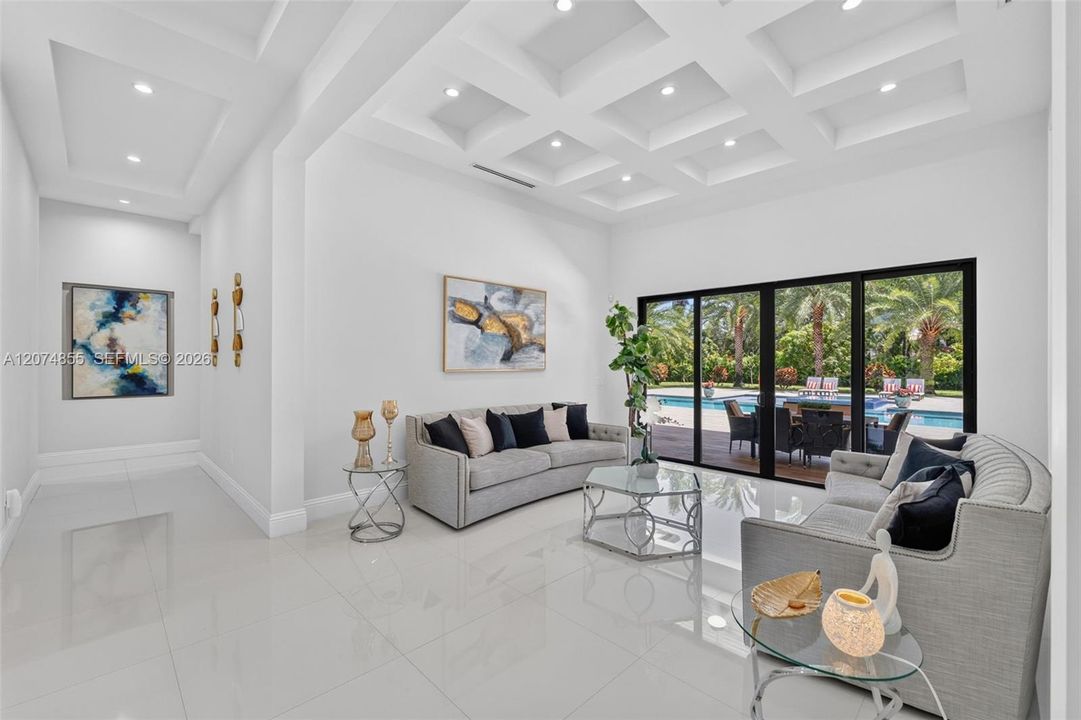 For Sale: $3,800,000 (6 beds, 6 baths, 4561 Square Feet)