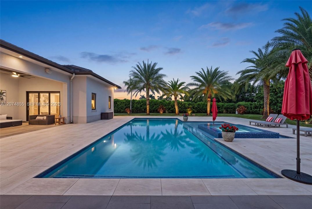 For Sale: $3,800,000 (6 beds, 6 baths, 4561 Square Feet)