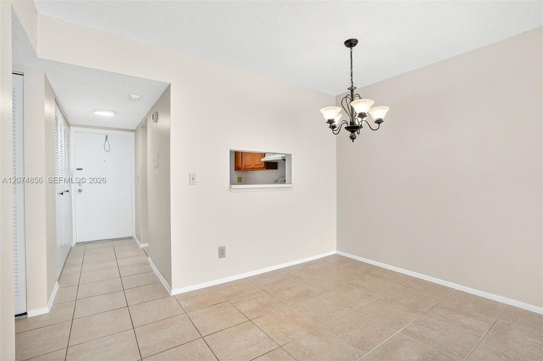 For Rent: $1,525 (2 beds, 2 baths, 946 Square Feet)