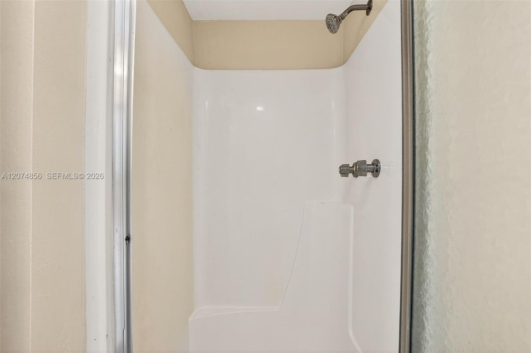 For Rent: $1,525 (2 beds, 2 baths, 946 Square Feet)