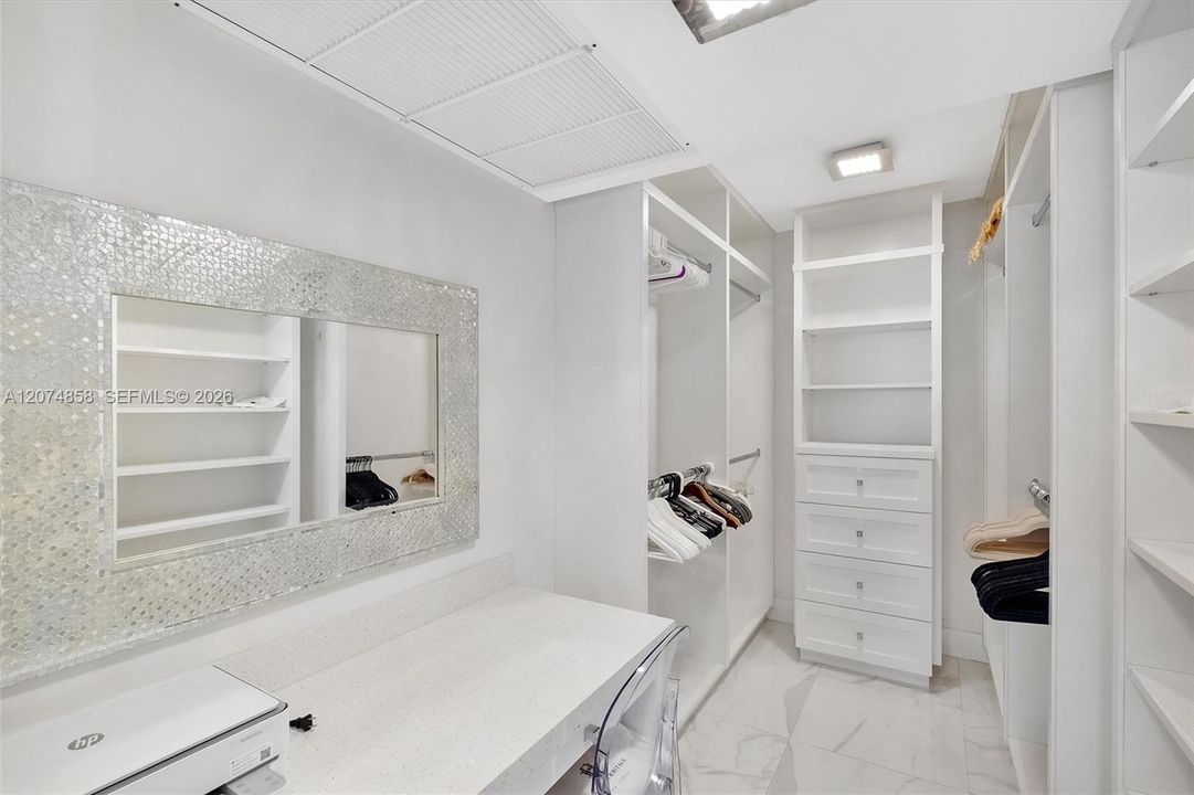En Renta: $3,900 (2 camas, 2 baños, 1047 Pies cuadrados)