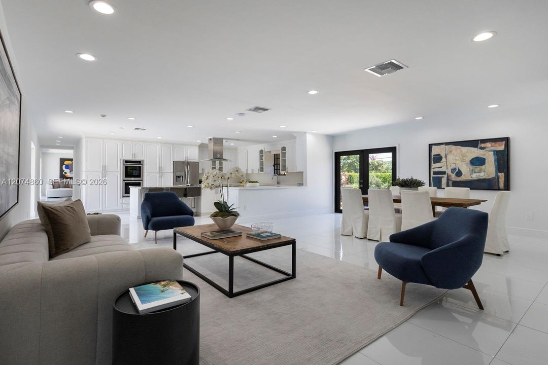 For Sale: $2,099,000 (5 beds, 3 baths, 4023 Square Feet)
