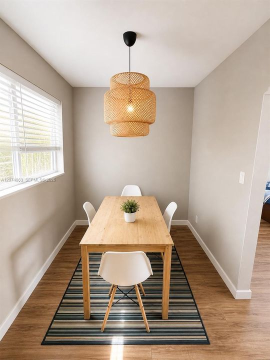 For Rent: $1,800 (1 beds, 1 baths, 650 Square Feet)