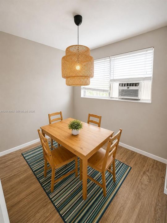 For Rent: $1,800 (1 beds, 1 baths, 650 Square Feet)