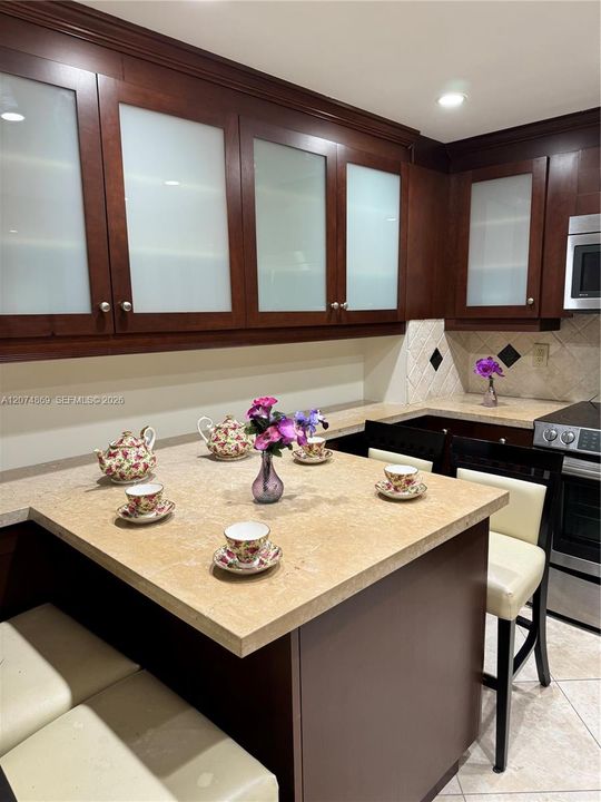 For Rent: $7,500 (2 beds, 2 baths, 1388 Square Feet)