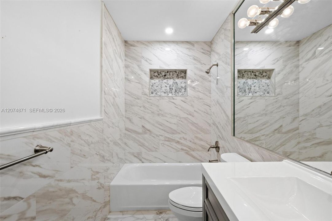 For Sale: $889,000 (4 beds, 2 baths, 2605 Square Feet)