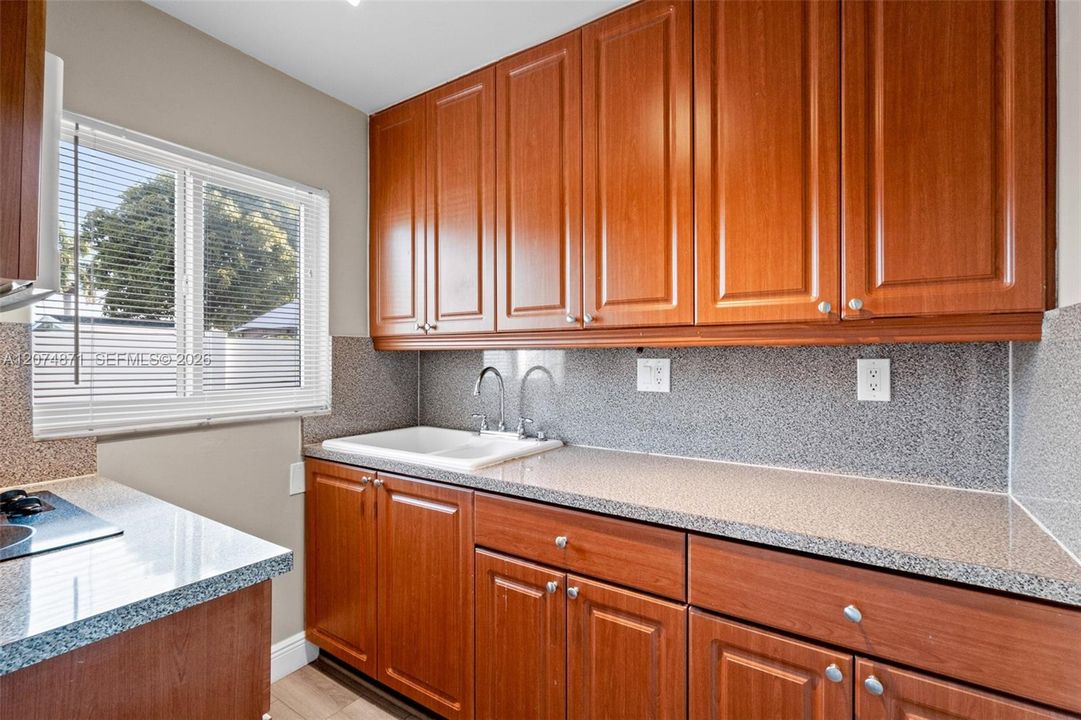For Sale: $889,000 (4 beds, 2 baths, 2605 Square Feet)