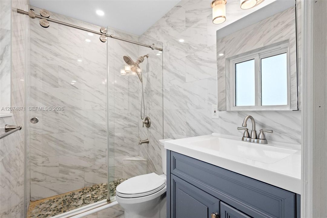 For Sale: $889,000 (4 beds, 2 baths, 2605 Square Feet)