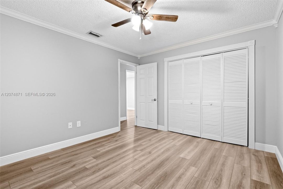 For Sale: $889,000 (4 beds, 2 baths, 2605 Square Feet)