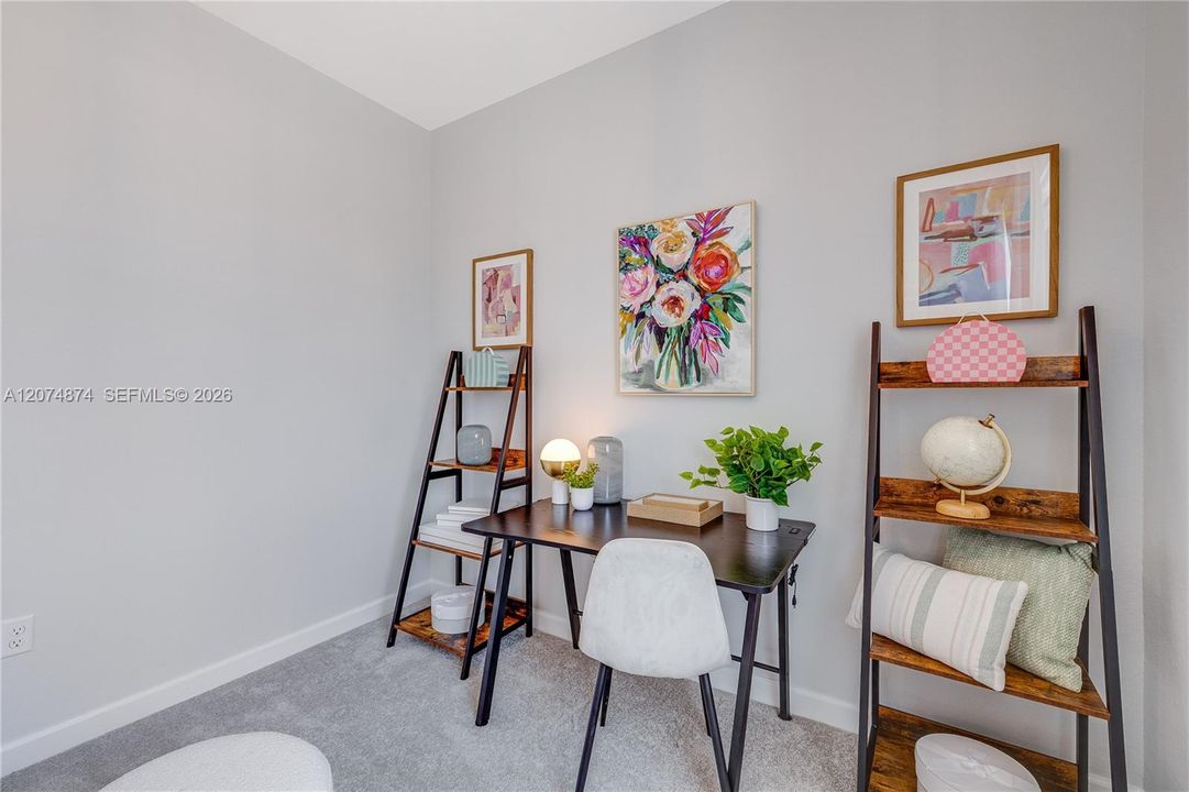 For Sale: $465,390 (3 beds, 3 baths, 1746 Square Feet)