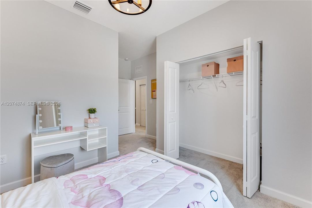 For Sale: $465,390 (3 beds, 3 baths, 1746 Square Feet)