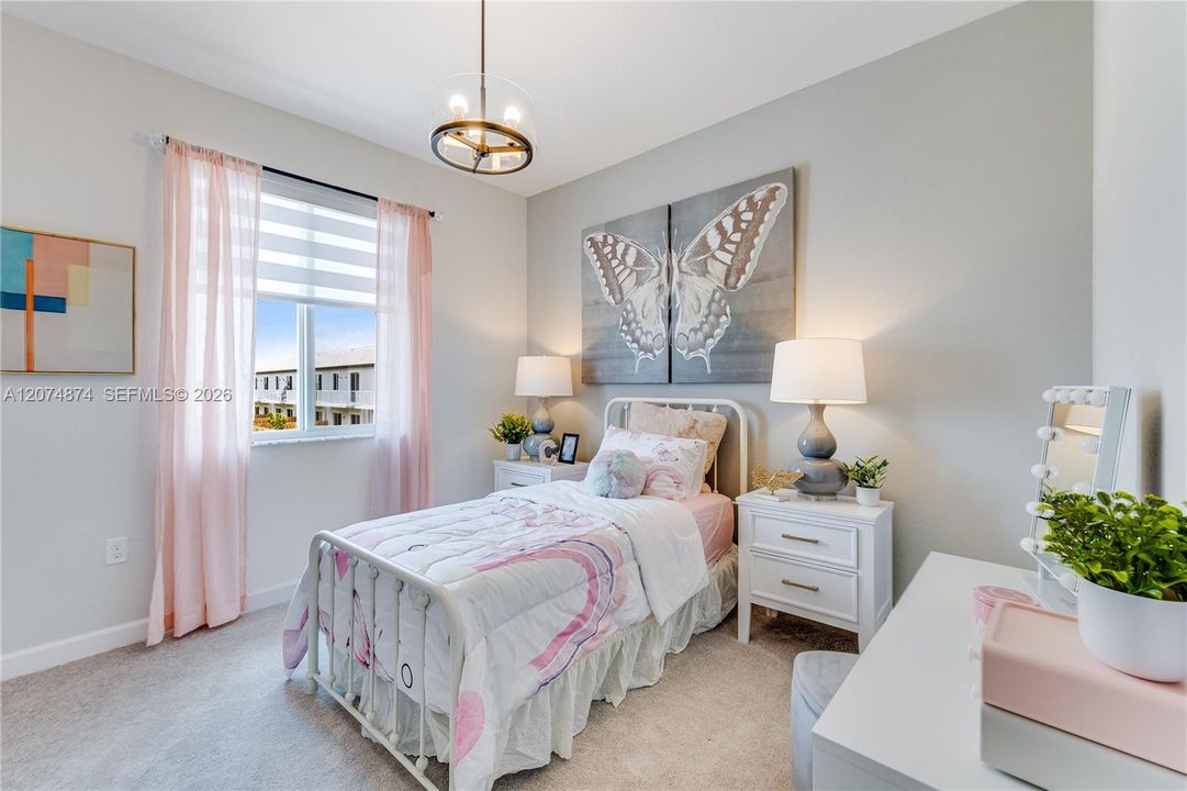 For Sale: $465,390 (3 beds, 3 baths, 1746 Square Feet)