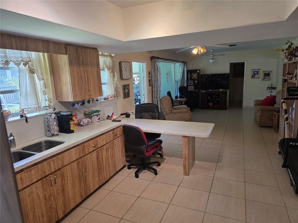 For Sale: $649,000 (3 beds, 2 baths, 2152 Square Feet)