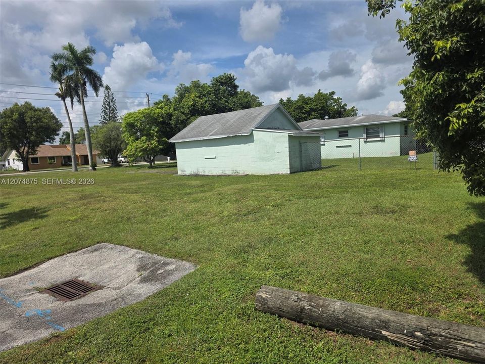 For Sale: $649,000 (3 beds, 2 baths, 2152 Square Feet)