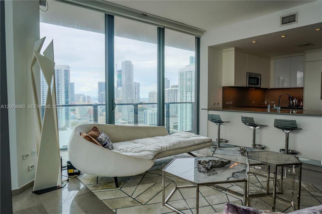 For Sale: $1,480,000 (3 beds, 3 baths, 1645 Square Feet)