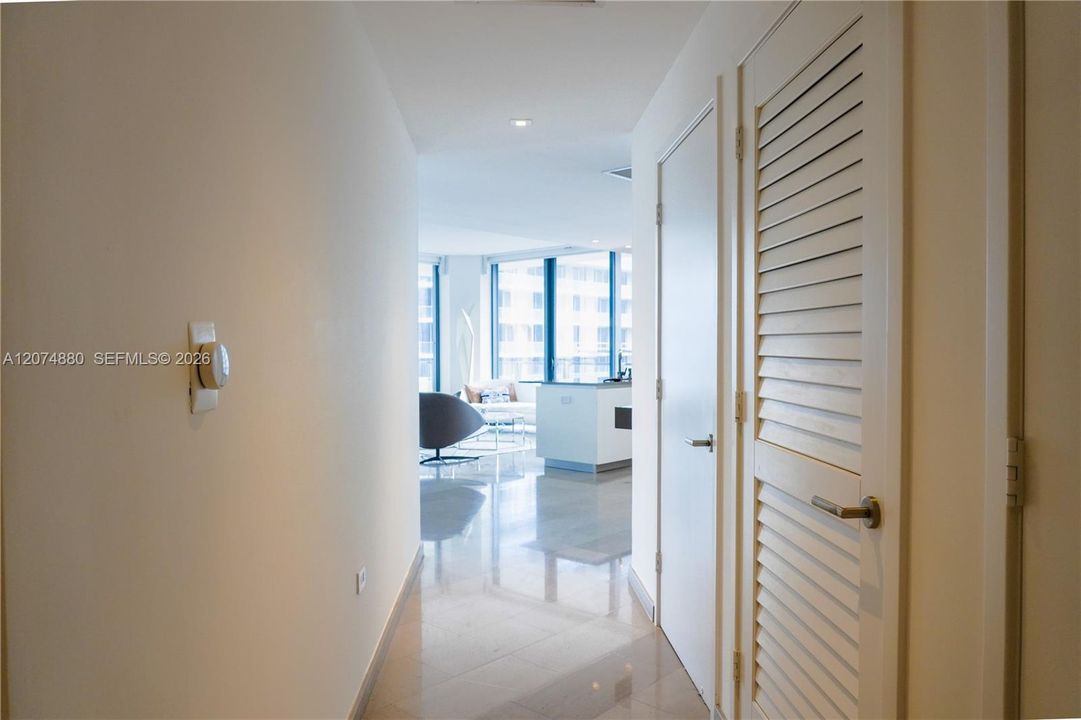 For Sale: $1,480,000 (3 beds, 3 baths, 1645 Square Feet)