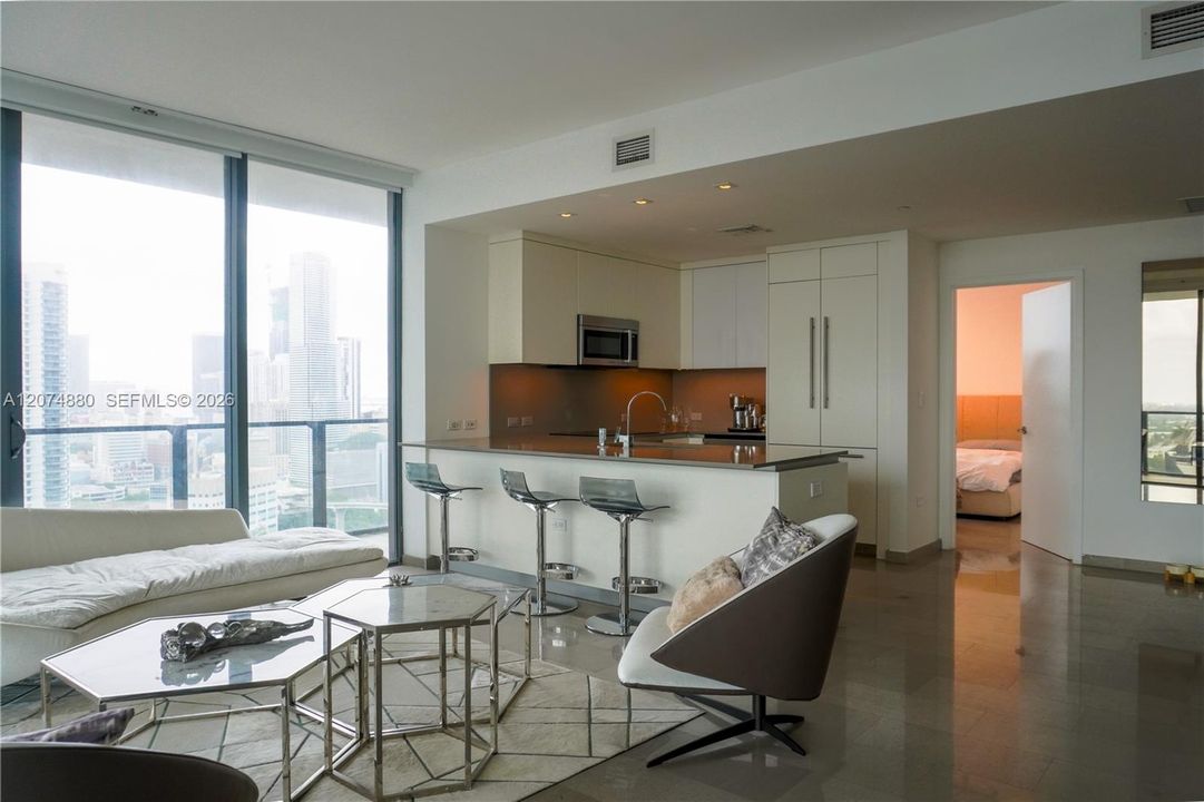 For Sale: $1,480,000 (3 beds, 3 baths, 1645 Square Feet)
