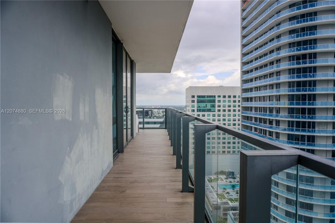 For Sale: $1,480,000 (3 beds, 3 baths, 1645 Square Feet)