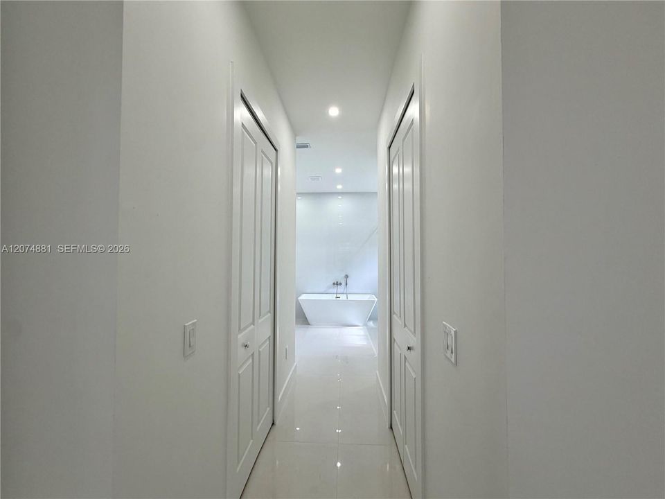 For Sale: $629,900 (4 beds, 2 baths, 2004 Square Feet)