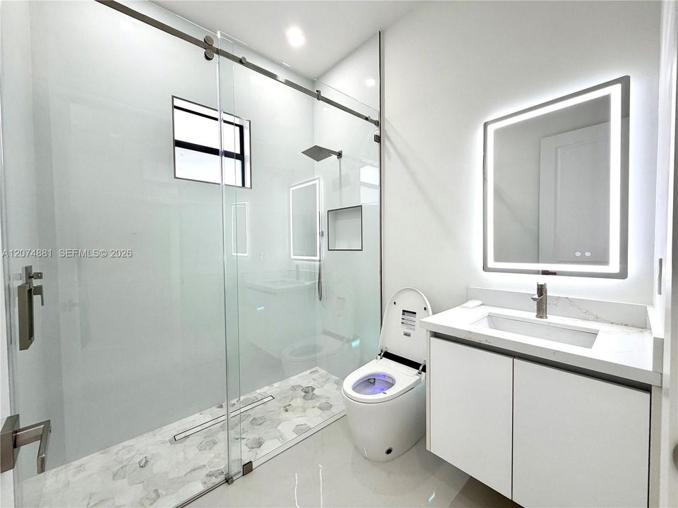 For Sale: $629,900 (4 beds, 2 baths, 2004 Square Feet)