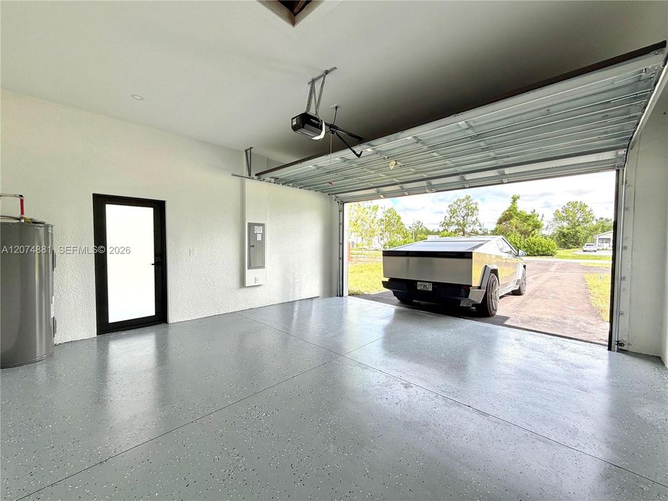 For Sale: $629,900 (4 beds, 2 baths, 2004 Square Feet)