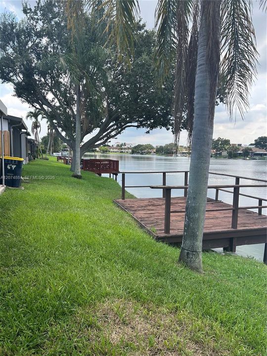 For Rent: $2,800 (2 beds, 2 baths, 860 Square Feet)