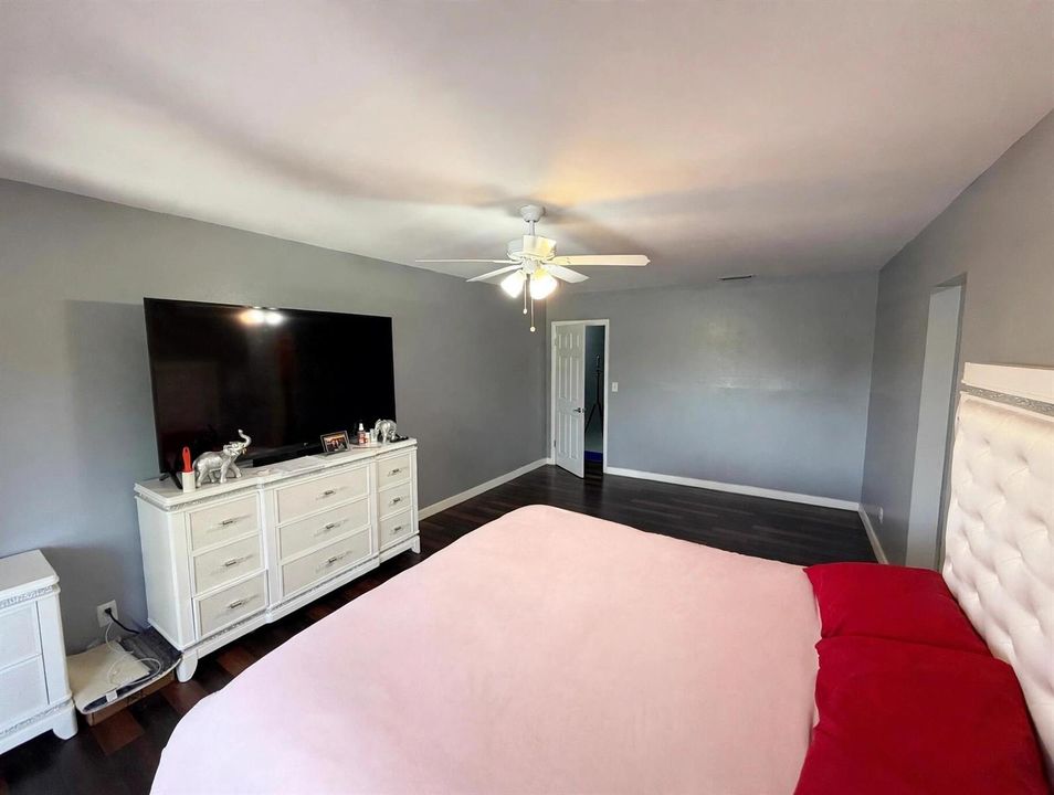 bedroom2_tidy