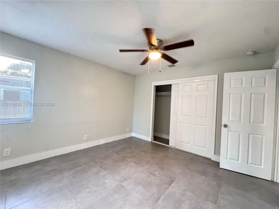 For Rent: $2,700 (3 beds, 2 baths, 1206 Square Feet)