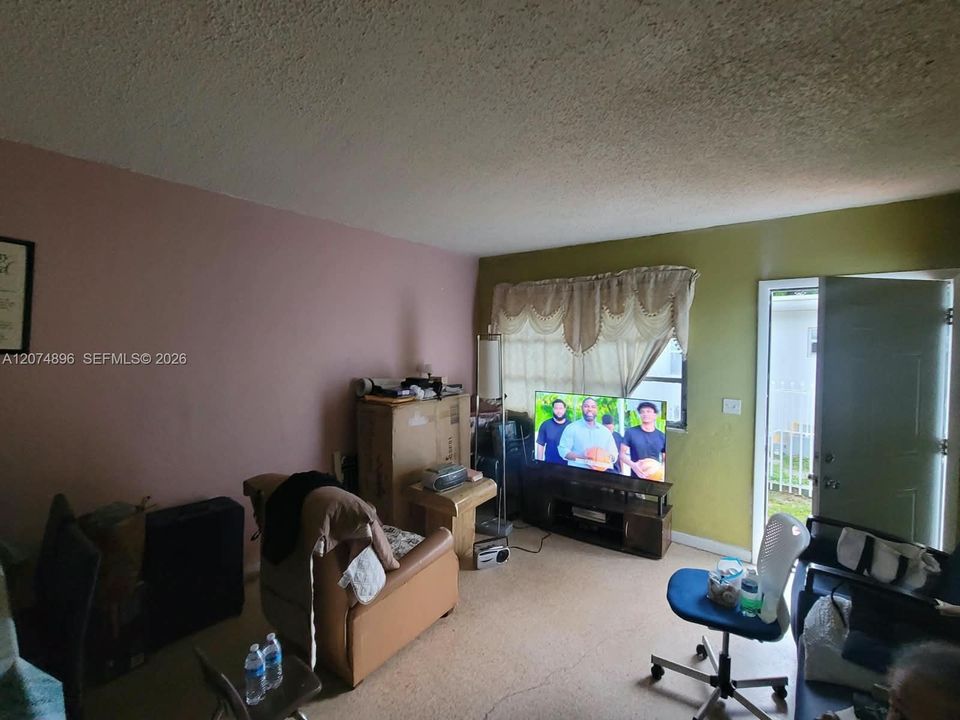 En Venta: $450,000 (0 camas, 0 baños, 1652 Pies cuadrados)