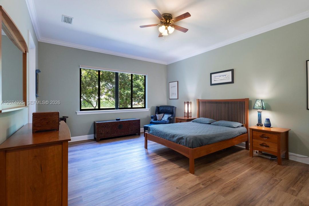 For Sale: $2,199,000 (4 beds, 4 baths, 2900 Square Feet)
