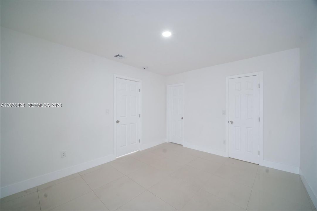 For Sale: $785,000 (0 beds, 0 baths, 1647 Square Feet)