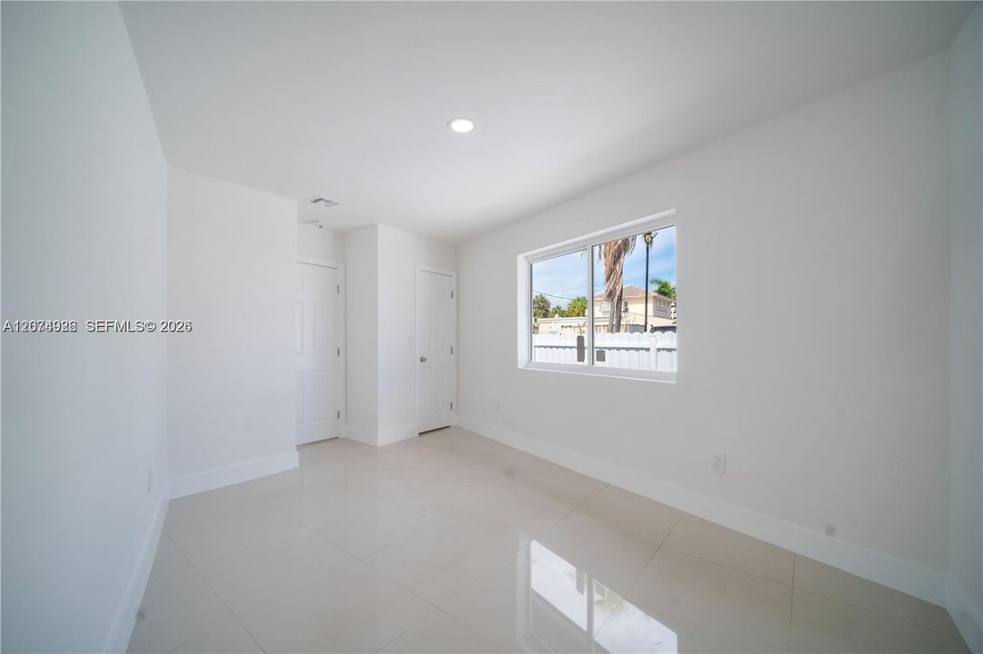 For Sale: $785,000 (0 beds, 0 baths, 1647 Square Feet)