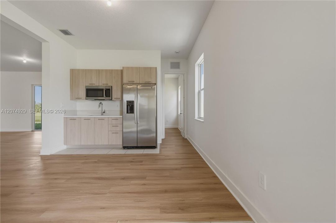 For Sale: $1,800,000 (5 beds, 4 baths, 3888 Square Feet)