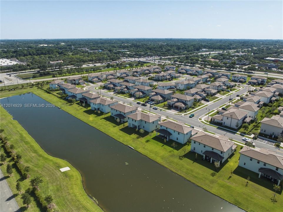 For Sale: $1,800,000 (5 beds, 4 baths, 3888 Square Feet)