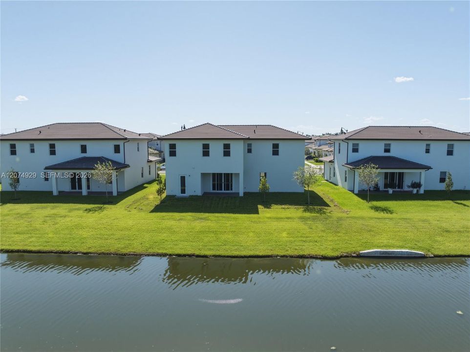For Sale: $1,800,000 (5 beds, 4 baths, 3888 Square Feet)